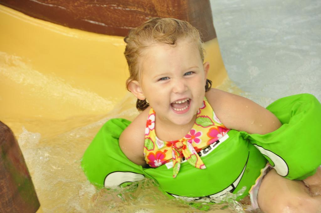 Big Splash Adventure Hotel And Indoor Water Park เฟรนช์ลิค ภายนอก รูปภาพ
