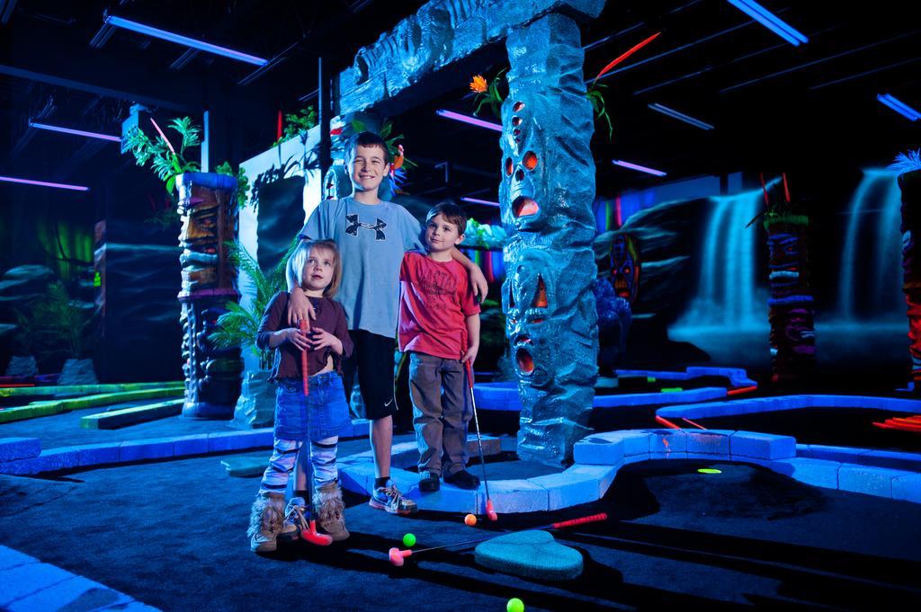 Big Splash Adventure Hotel And Indoor Water Park เฟรนช์ลิค ภายนอก รูปภาพ
